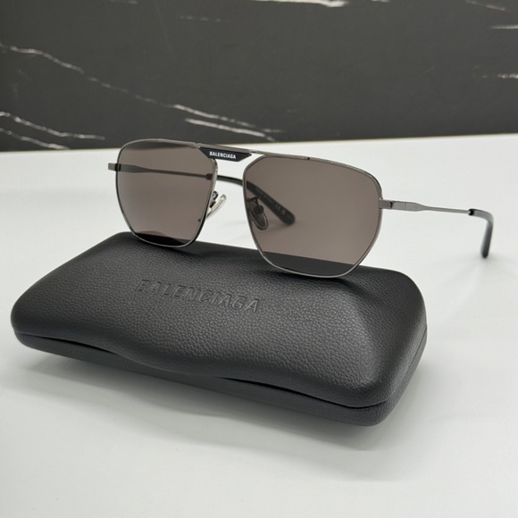 NEW BB0298S 001 BALENCIAGA GREY METAL UNISEX AVIATOR BALENCIAGA SUNGLASSES - Picture 1 of 11